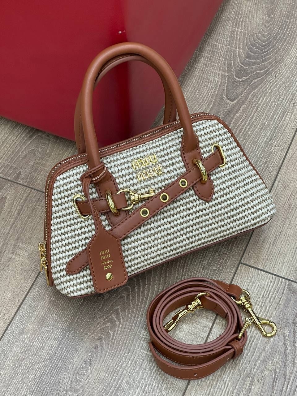 сумка,сумка от бренда miu miu,miu miu сумки,модная сумка,женский сумка