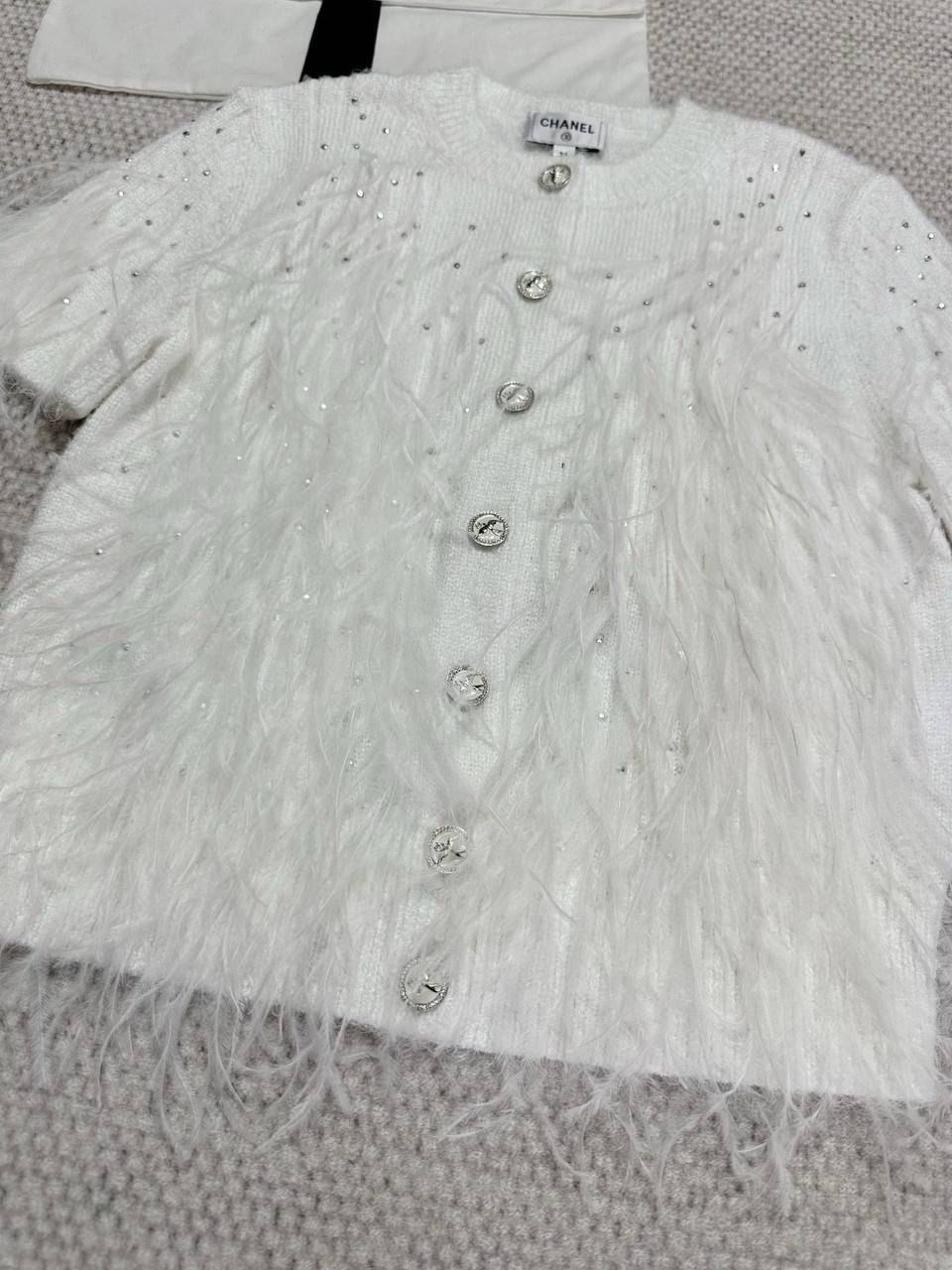 девушка,женская кофточка,женская кофта,виктория романец и евгения феофилактова,кристина озимкова