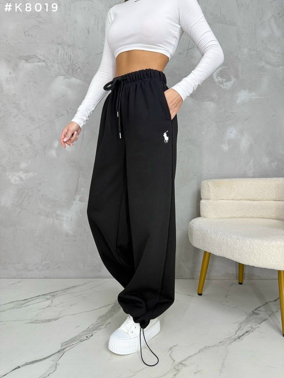 серые спортивные штаны,брюки спортивные палаццо,спортивные брюки,широкие спортивные штаны,cпортивные штаны женские