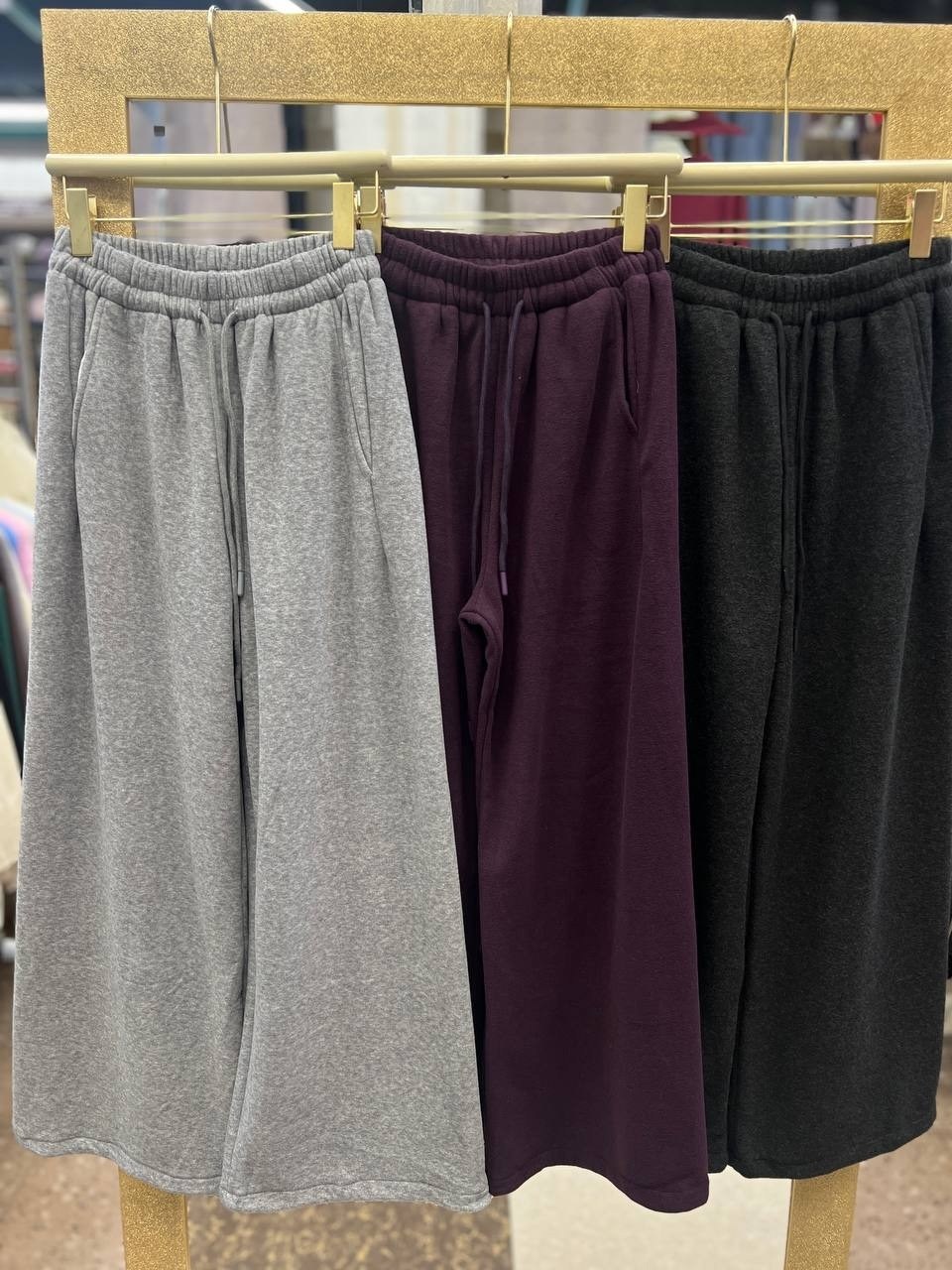 широкие брюки,повседневные брюки,брюки штаны,брюки плотные,модные брюки