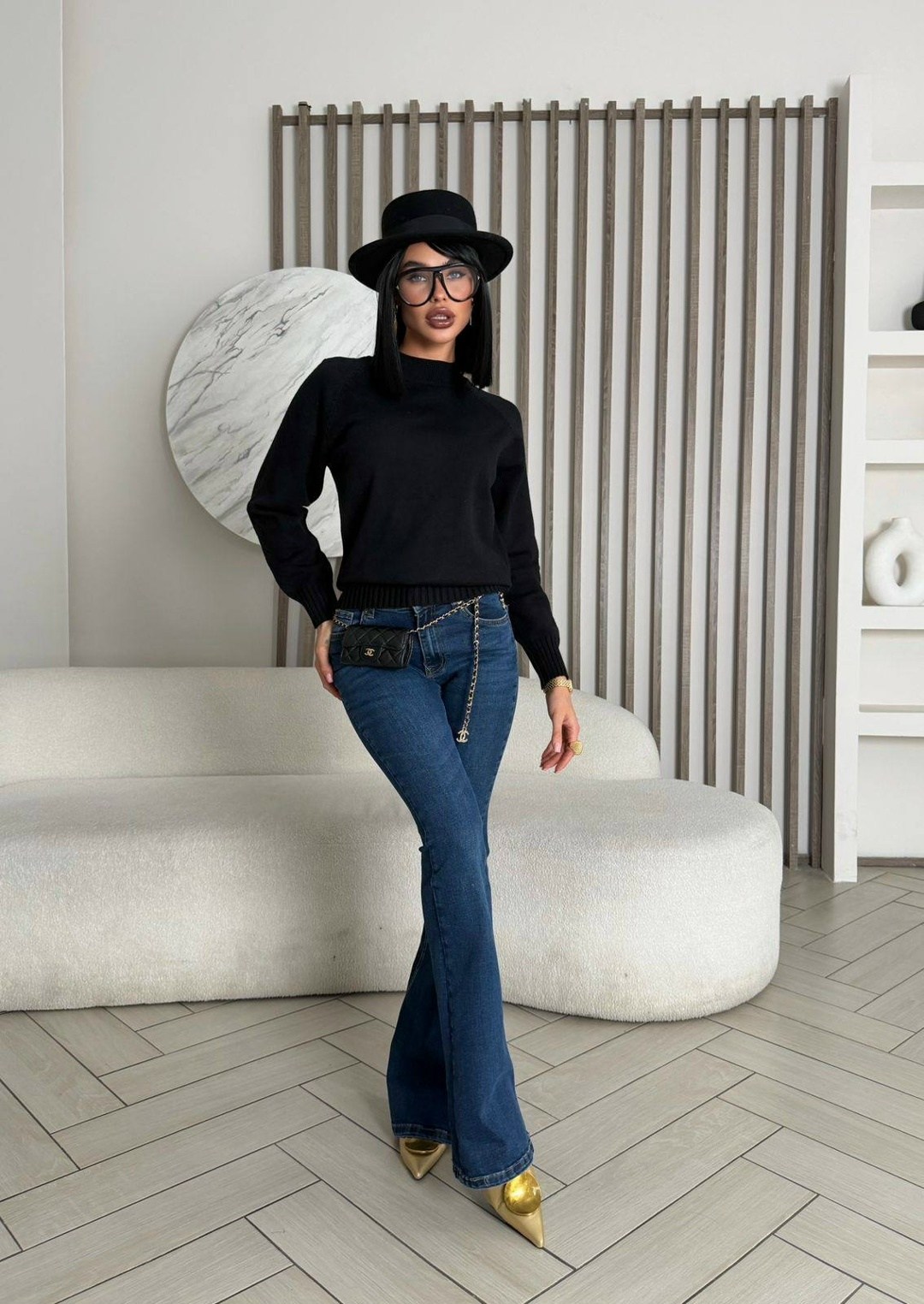 джинсы женские клеш,женские джинсы,женские джинсы клеш с высокой посадкой,модные джинсы,джинсы женские с высокой посадкой клеш от колена