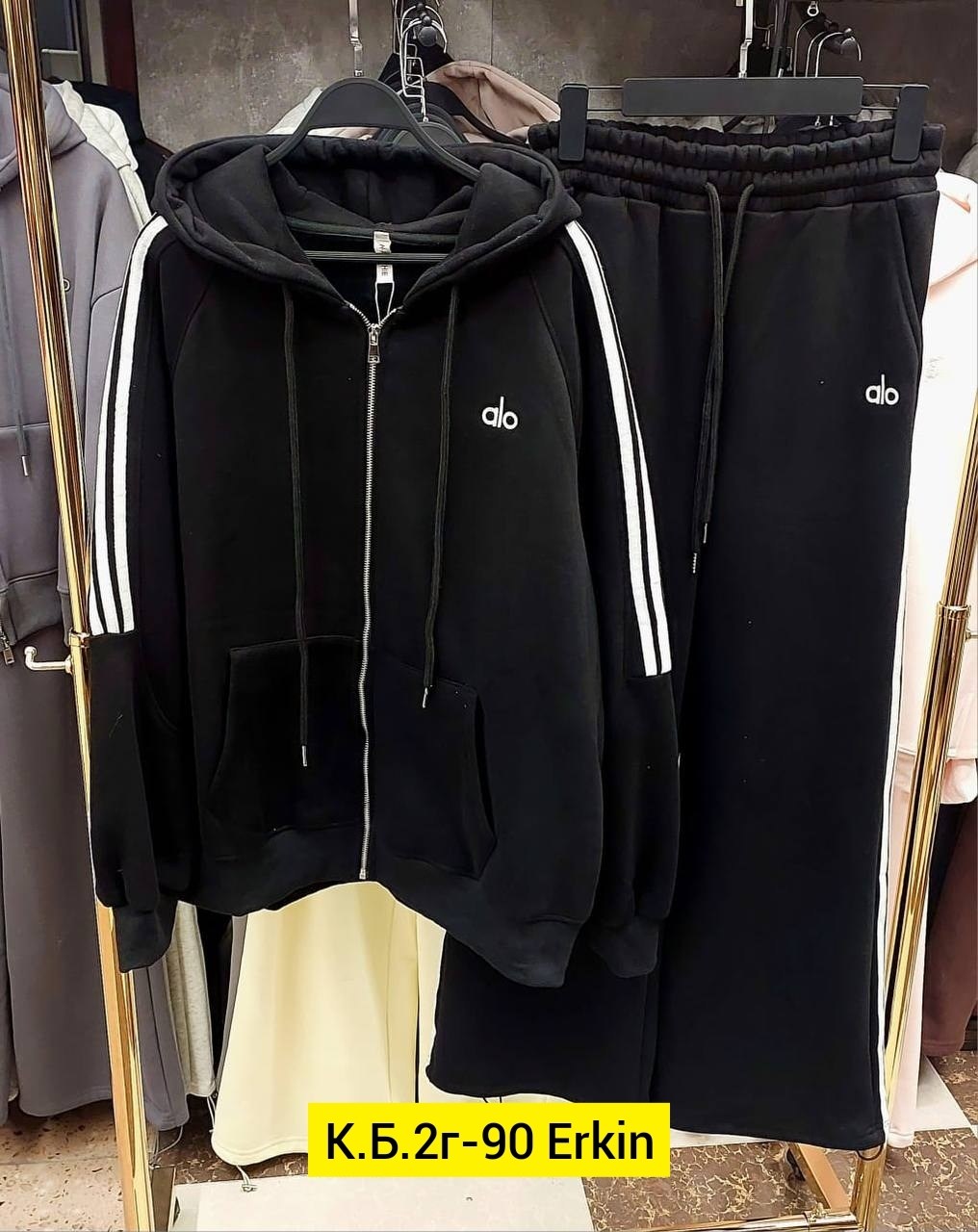 спортивные костюм,женские костюмы спортивные,костюмы спортивные мужские,спортивный костюм спортивные костюмы,костюм на флисе