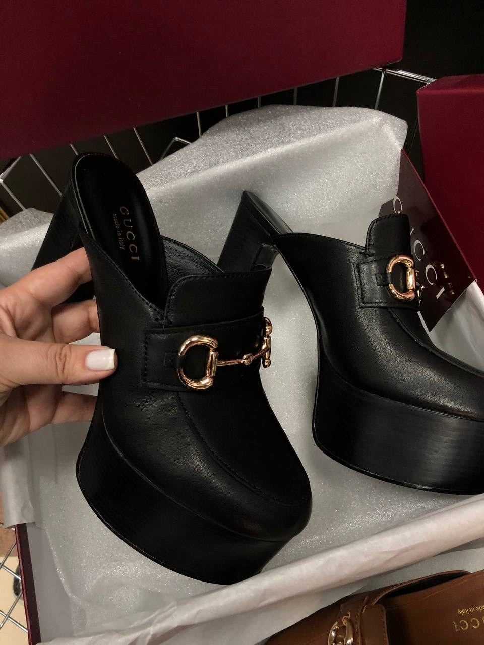 обувь,мюли gucci,gucci princetown fur mules,мюли гуччи,кожаные мюли gucci