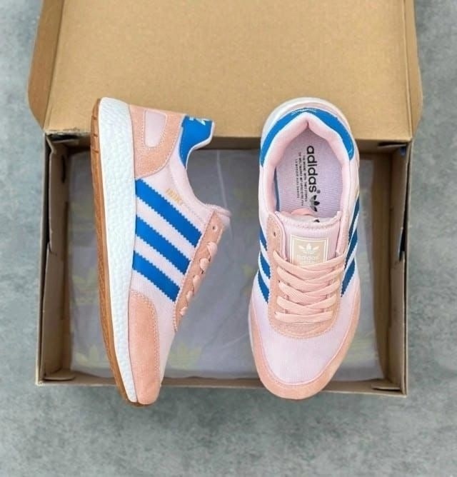 женские кроссовки adidas,кроссовки адидас иники женские,адидас иники женские,женские кроссовки адидас iniki,адидас кроссовки женские