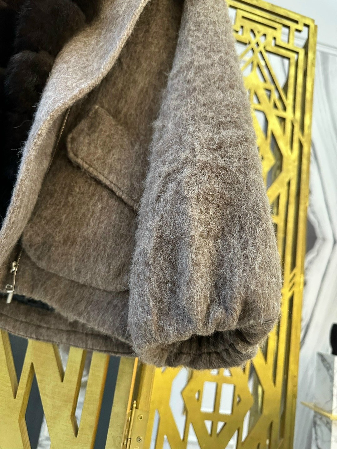 пальто с мехом,парка с мехом,куртка меховая,шубка,меховая парка