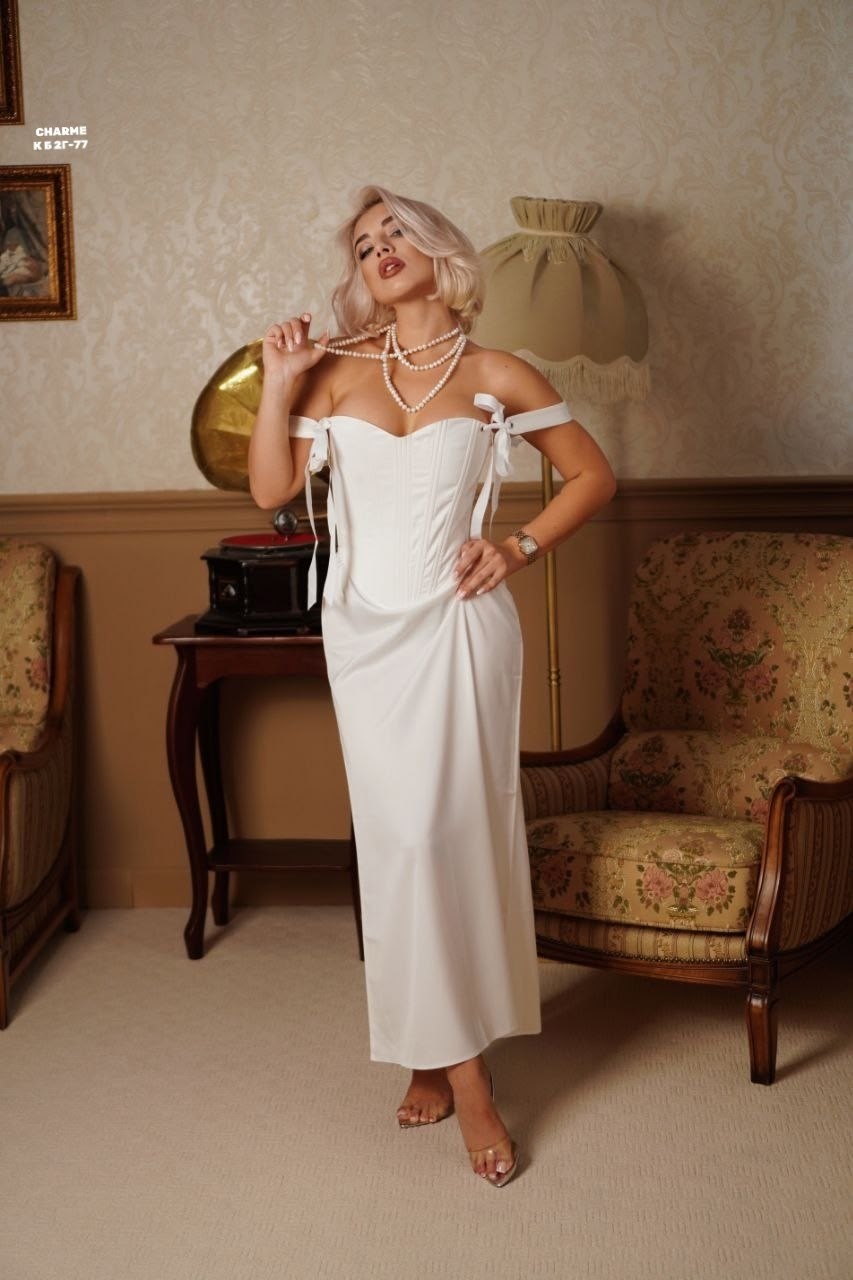 шелковое платье,вечернее платье,атласное платье,коричневое платье,шелковое платье комбинация