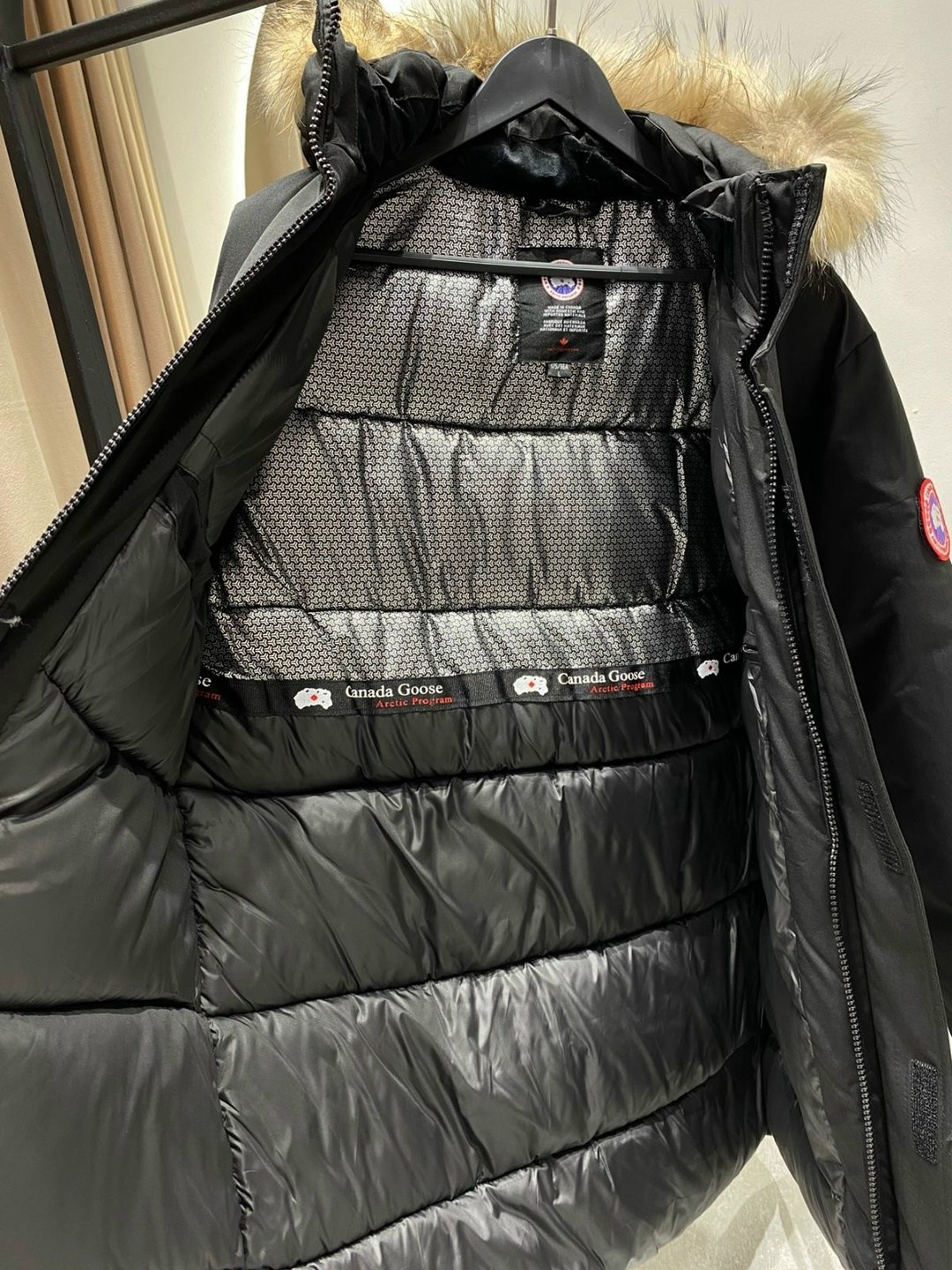 мужские пуховики canada goose,пуховик canada goose,куртка зимняя canada goose,canada goose expedition parka,canada goose expedition parka мужская