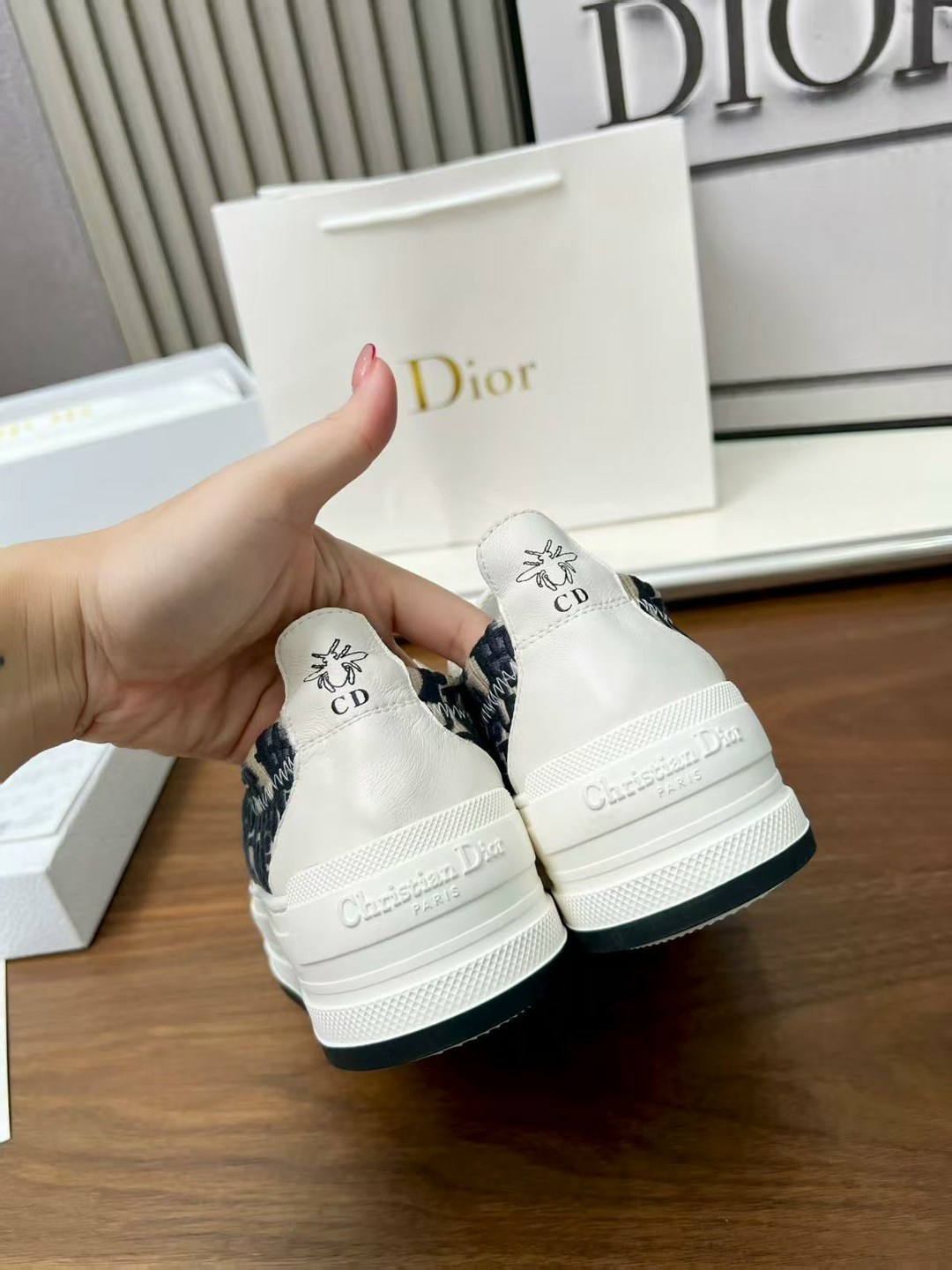 кеды christian dior,кеды dior,кеды dior женские,кроссовки dior,кеды кристиан диор