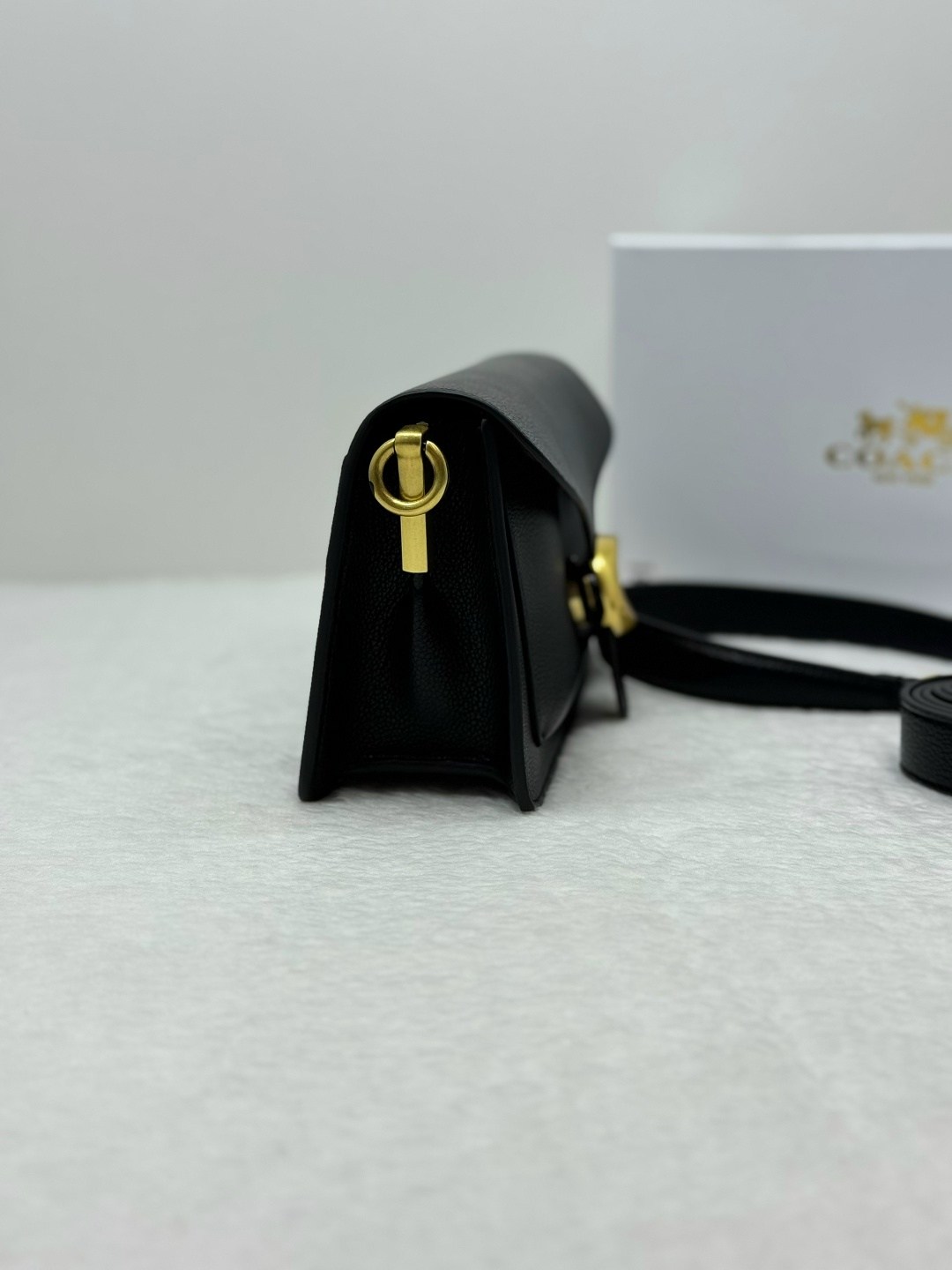 coach женская сумка,сумка coach через плечо,сумочки,сумка,coach сумка на плечо