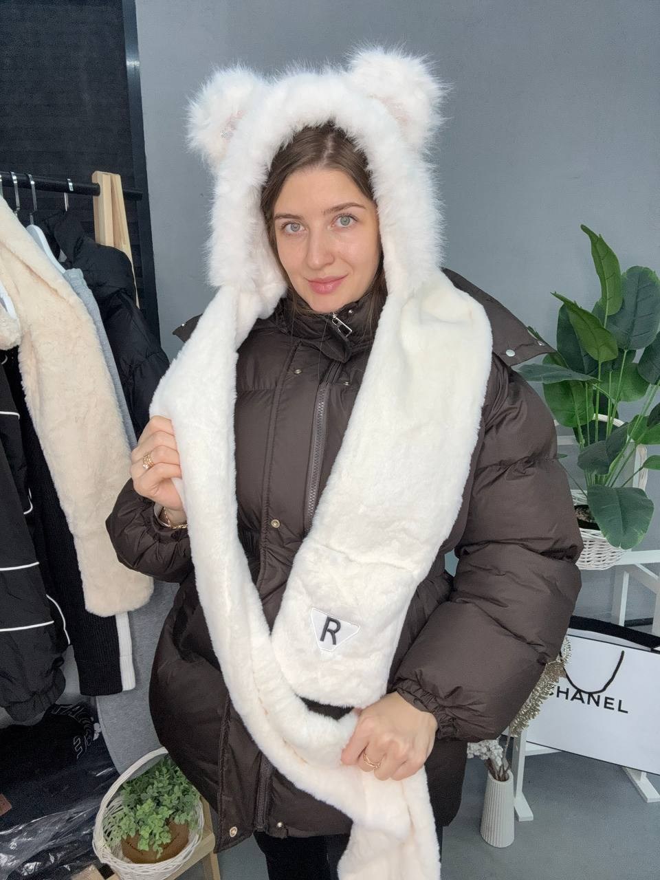 плюшевая шапка,комплект шапки,шапка шарф перчатки,шапка шарф с ушками,шарф с капюшоном