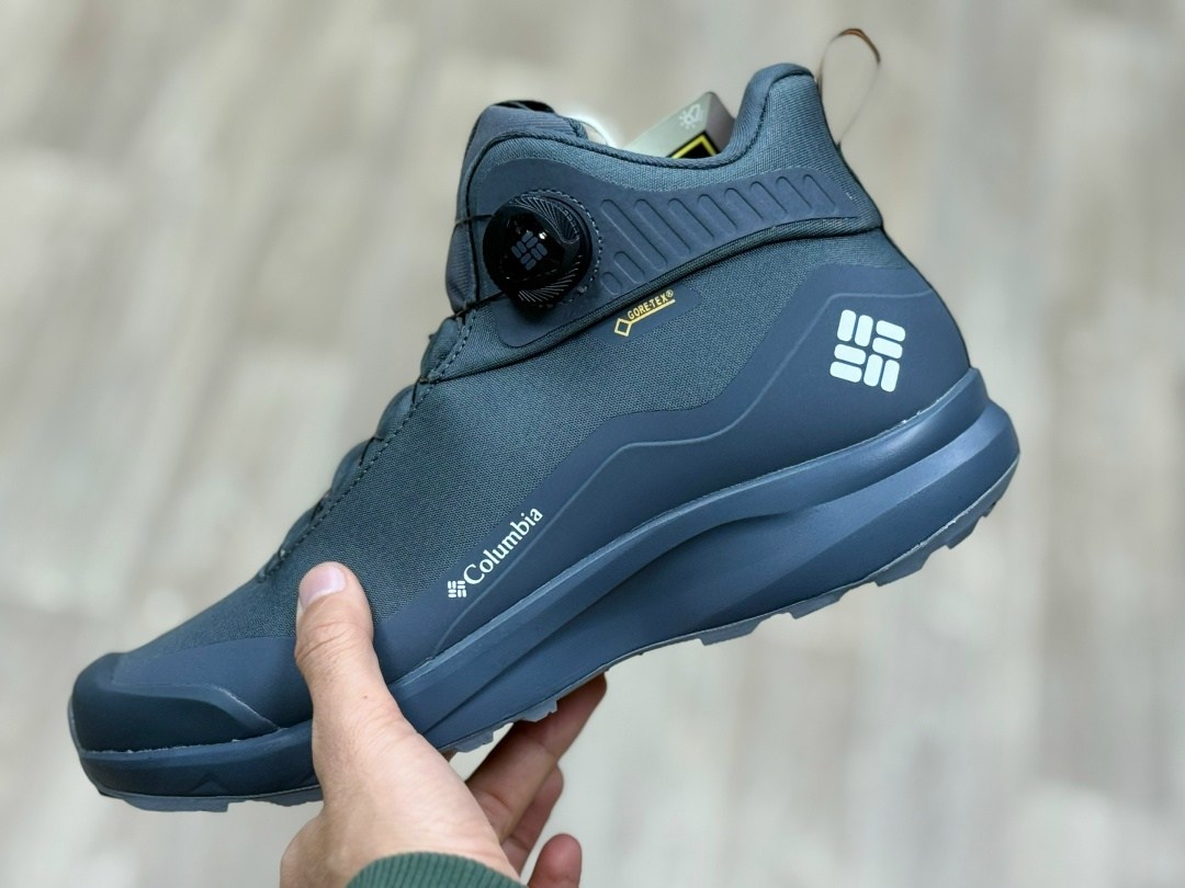 кроссовки,мужские ботинки,треккинговые кроссовки,ботинки трекинговые,спортивные кроссовки