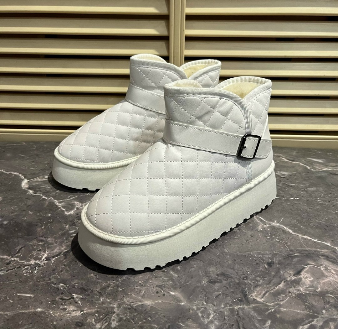 зимняя женская ,,зимняя ,угги женские, женская