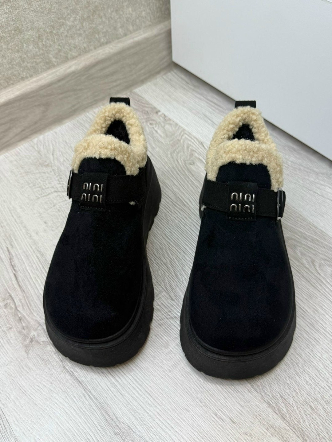 ,женские угги,женская  зимняя,женская ,угги женские короткие на платформе