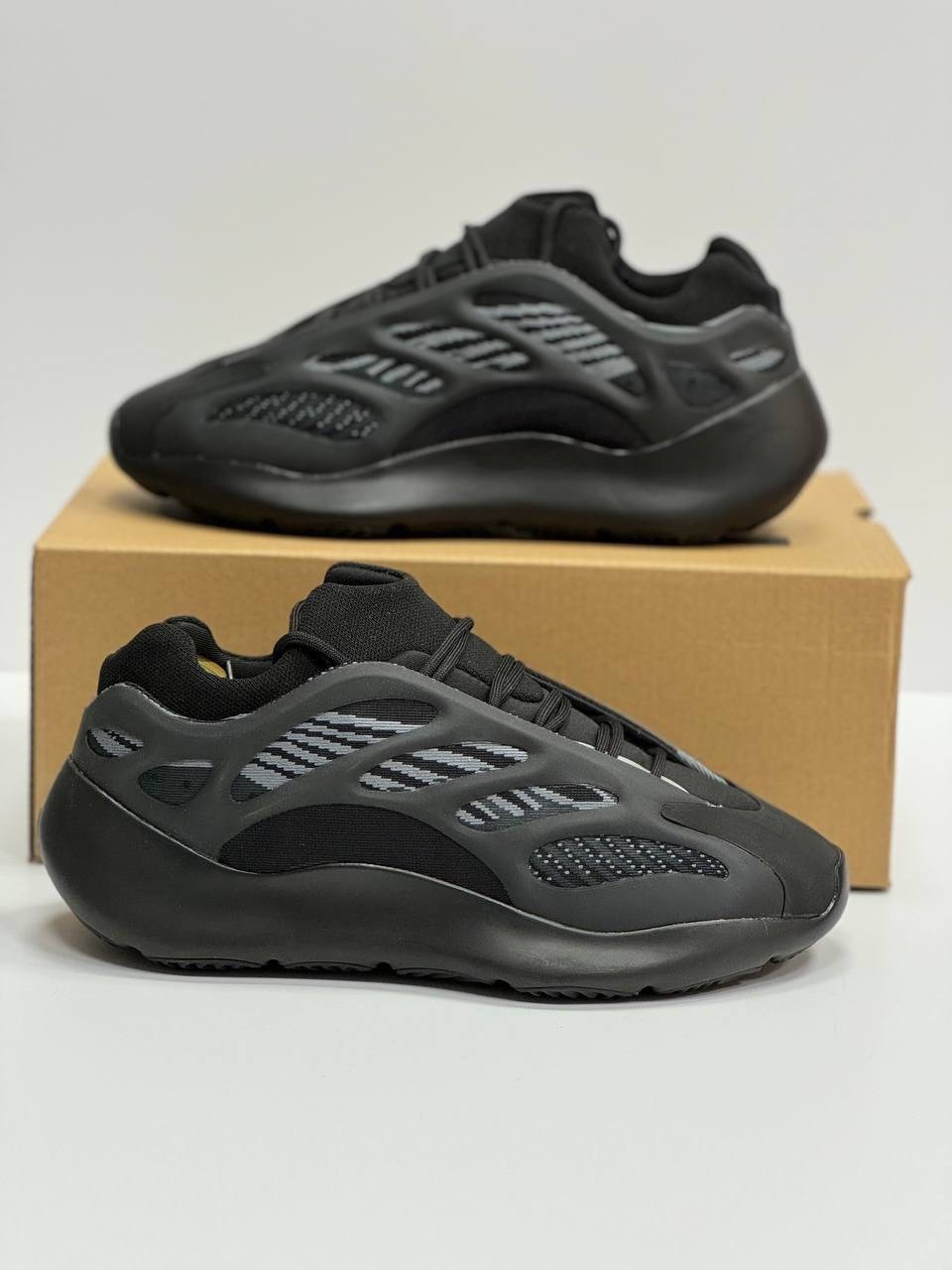 adidas yeezy boost 700 v 3,кроссовки adidas yeezy 700,кроссовки adidas yeezy boost 700,adidas yeezy boost 700 v3 черные,adidas yeezy 700 v3