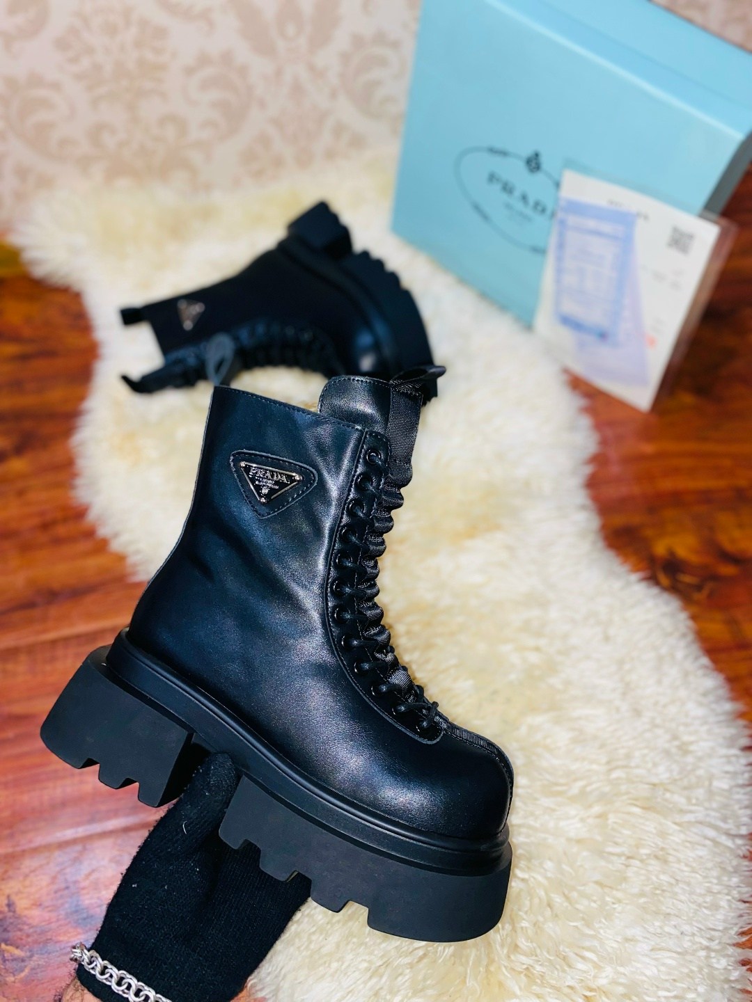 ,ботинки prada,ботинки прада,женские ботинки, женская