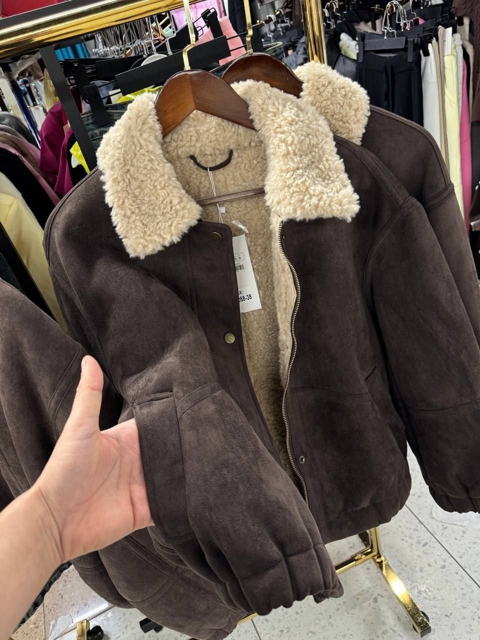 куртка замшевая,теплая куртка,куртка дубленка,женская куртка,дубленка женская