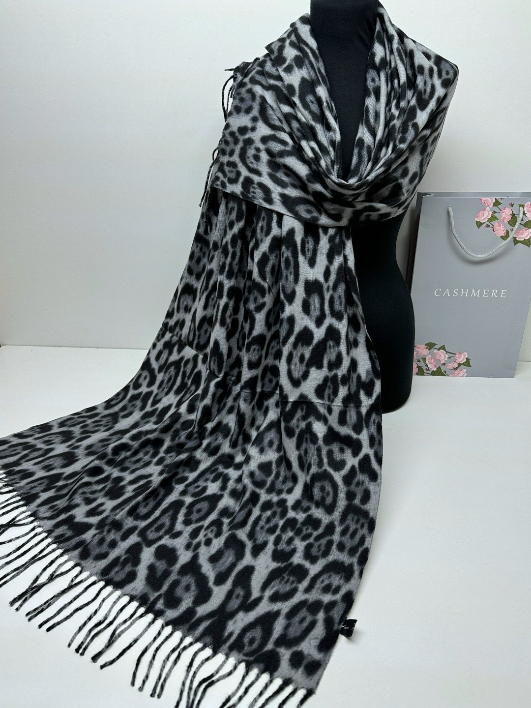 палантин леопардовый теплый кашемир,леопардовый палантин,шарф леопардовый,палантин женские,палантин двусторонний