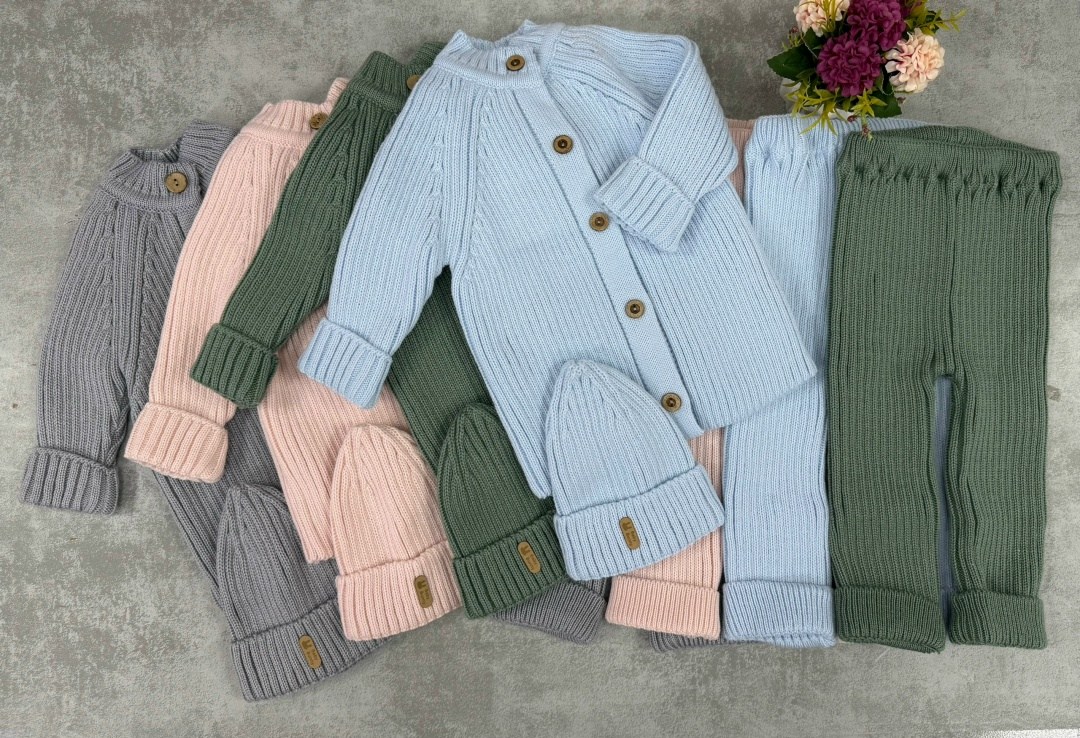 костюм вязанный,вязаный комплект для малыша,вязаные костюмы для новорожденных,вязаные комплекты,вязаные костюмы