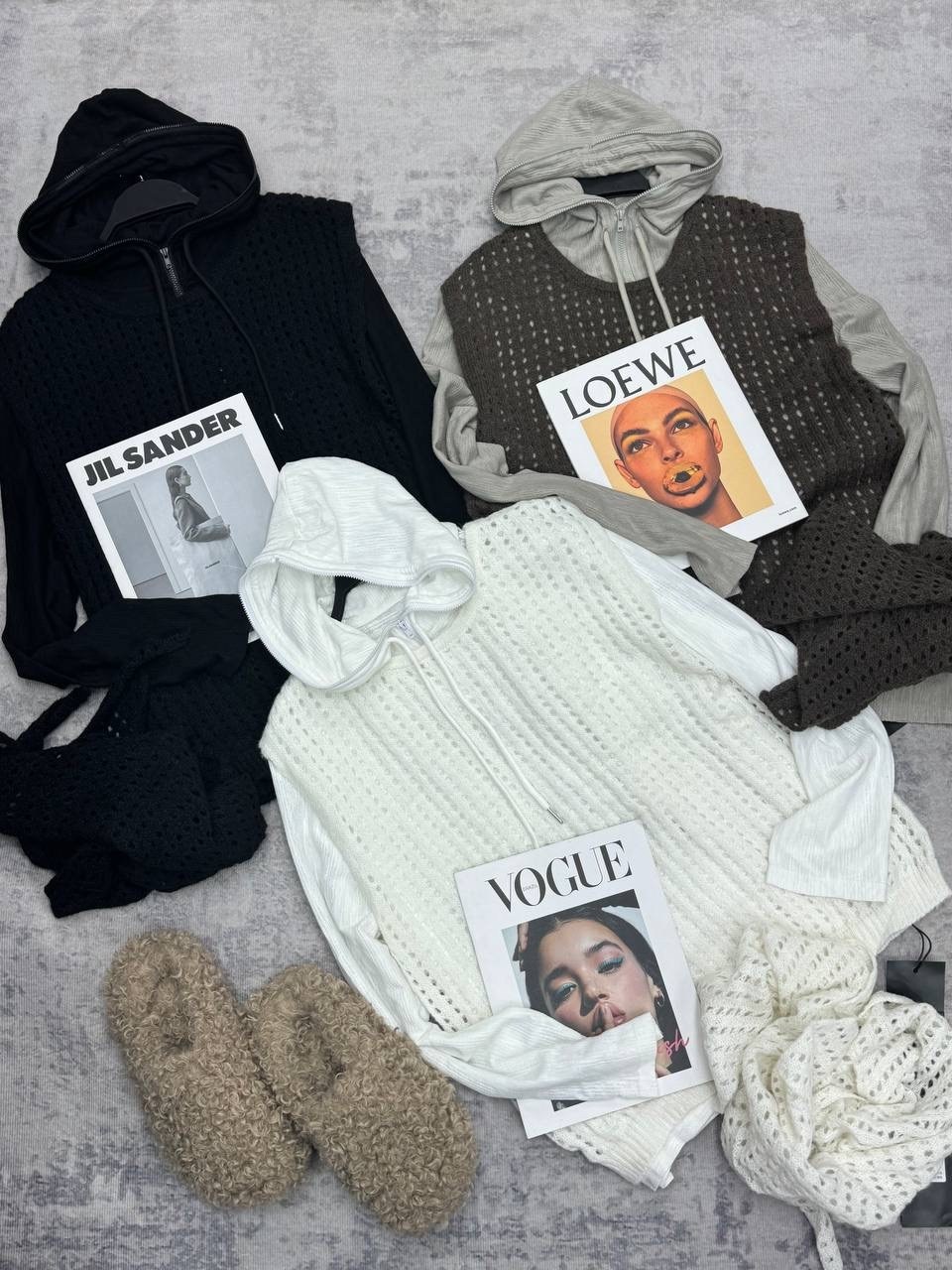 вязаные жилеты,женские жилеты,трикотажные костюмы,безрукавка жилет