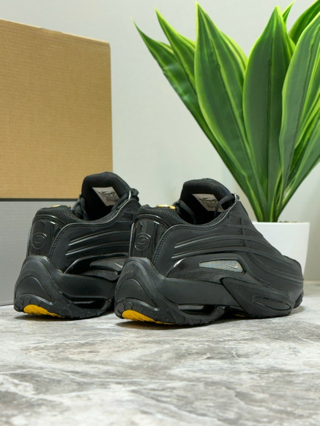 кроссовки nike nocta,кроссовки,кроссовки nike,черные кроссовки,оригинальные кроссовки