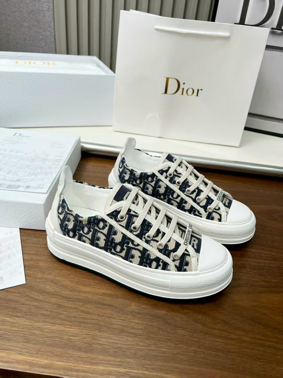 кеды christian dior,кеды dior,кеды dior женские,кроссовки dior,кеды кристиан диор