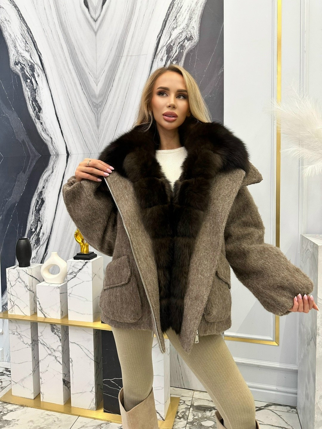 пальто с мехом,парка с мехом,куртка меховая,шубка,меховая парка