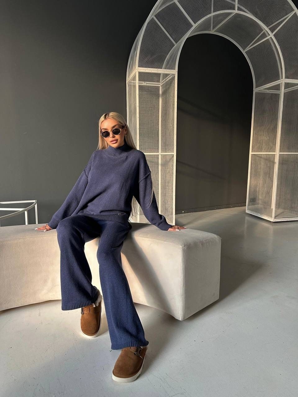 трикотажные костюмы,костюм вязаный с брюками,костюм вязаный теплый с брюками kamillastyle,костюм с брюками,трикотажный вязаный костюм с брюками