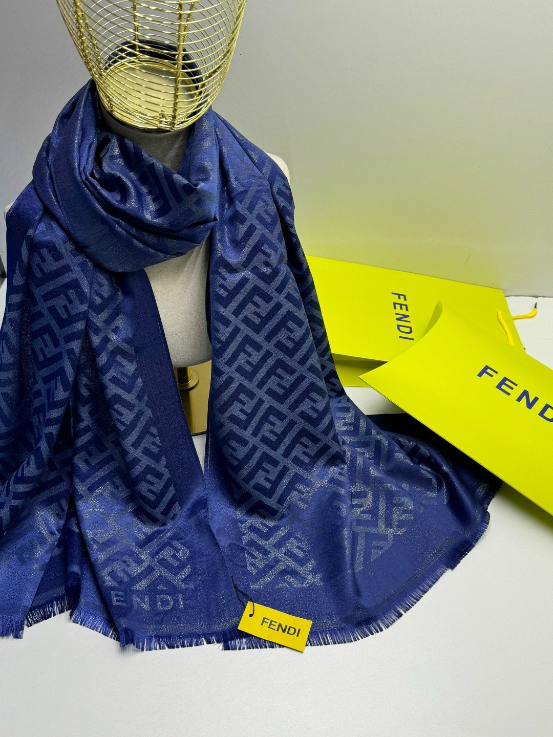 палантин женские,палантин гуччи кашемир,палантин,шарф женские,палантины гуччи женские