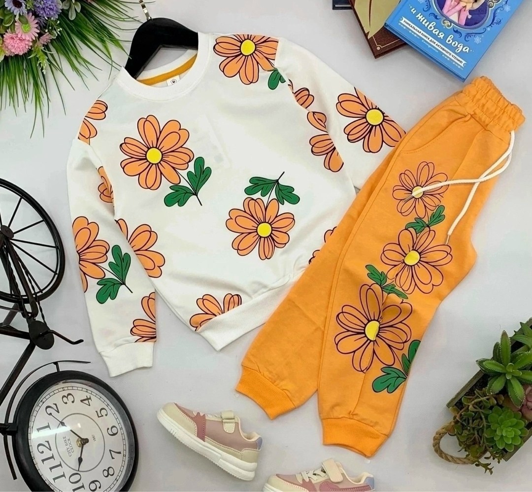 трикотажный костюм для девочки,костюм с цветами,костюм на девочку,костюмы спортивные для девочки,комплект костюм