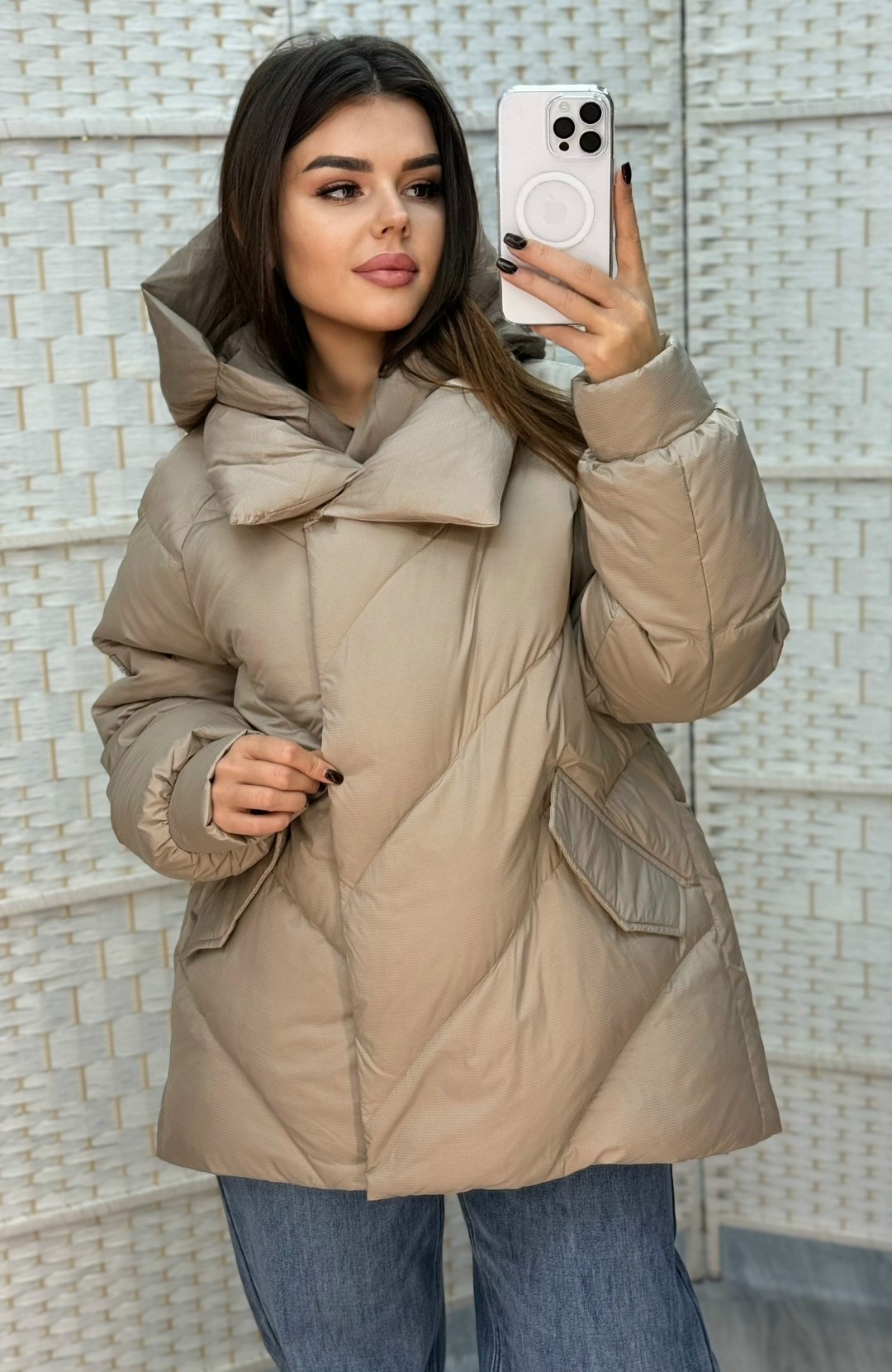 стильные пуховики,модные пуховики,куртка женская,бежевый пуховик,куртка оверсайз