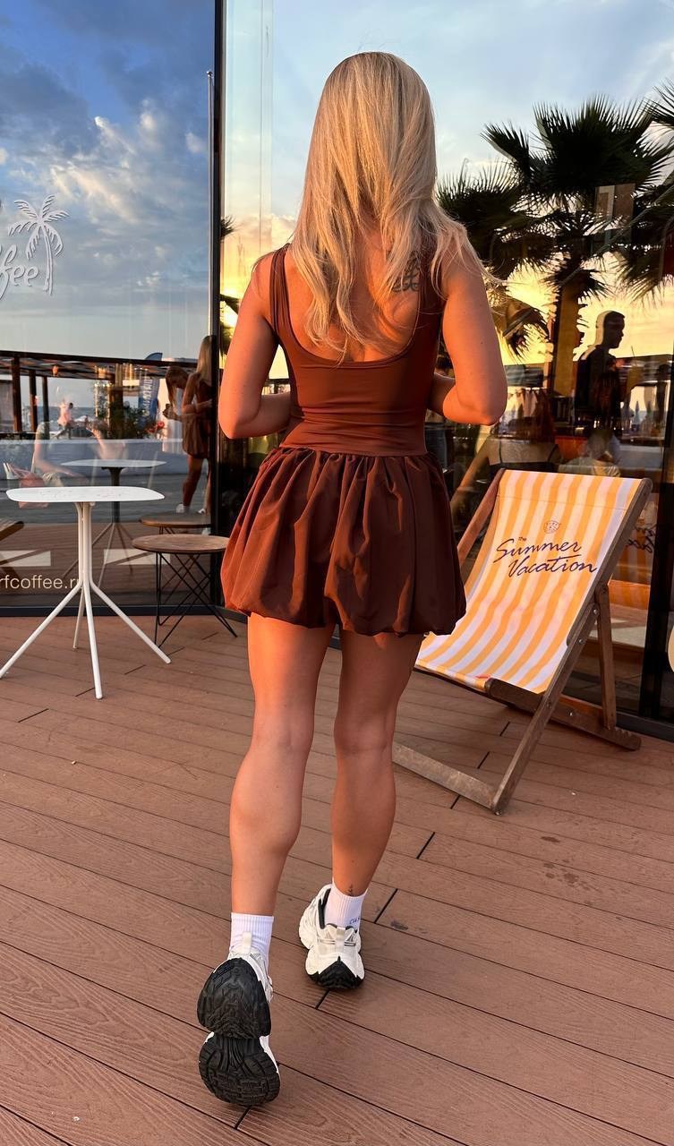 спортивное платье,короткие платье,платье женская,мини платье,платье с юбкой