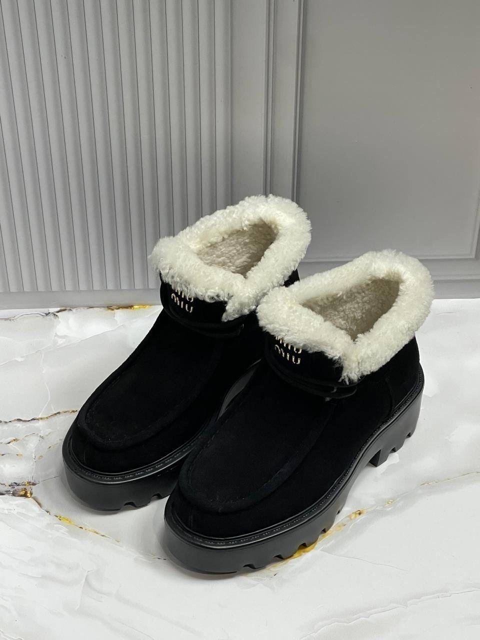 ,женские ботинки,ботинка женские зимние,зимняя женская ,ботинки miu miu