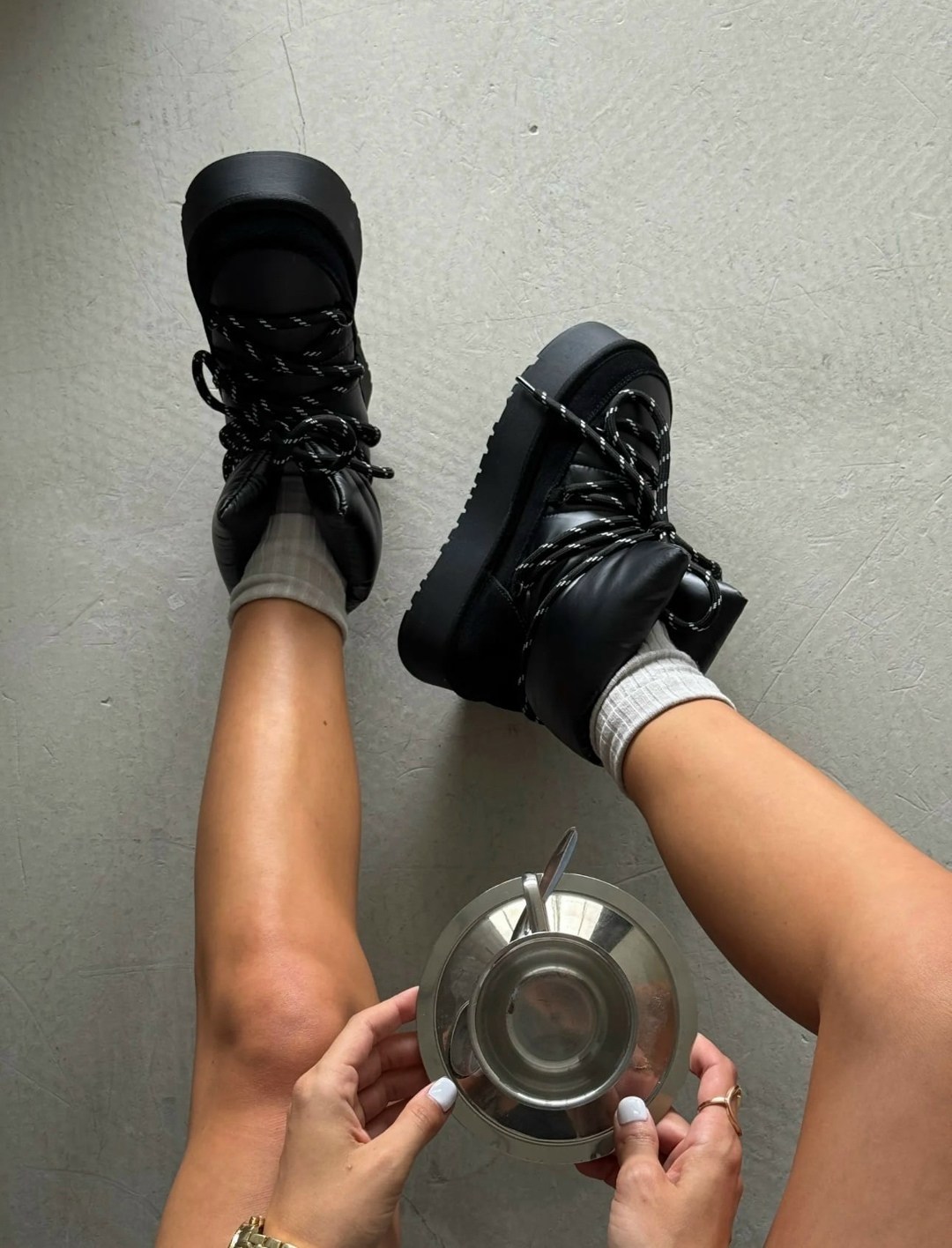 дутики женские,зимние дутики,дутики женские черные,дутики зимние на платформе,угги дутики