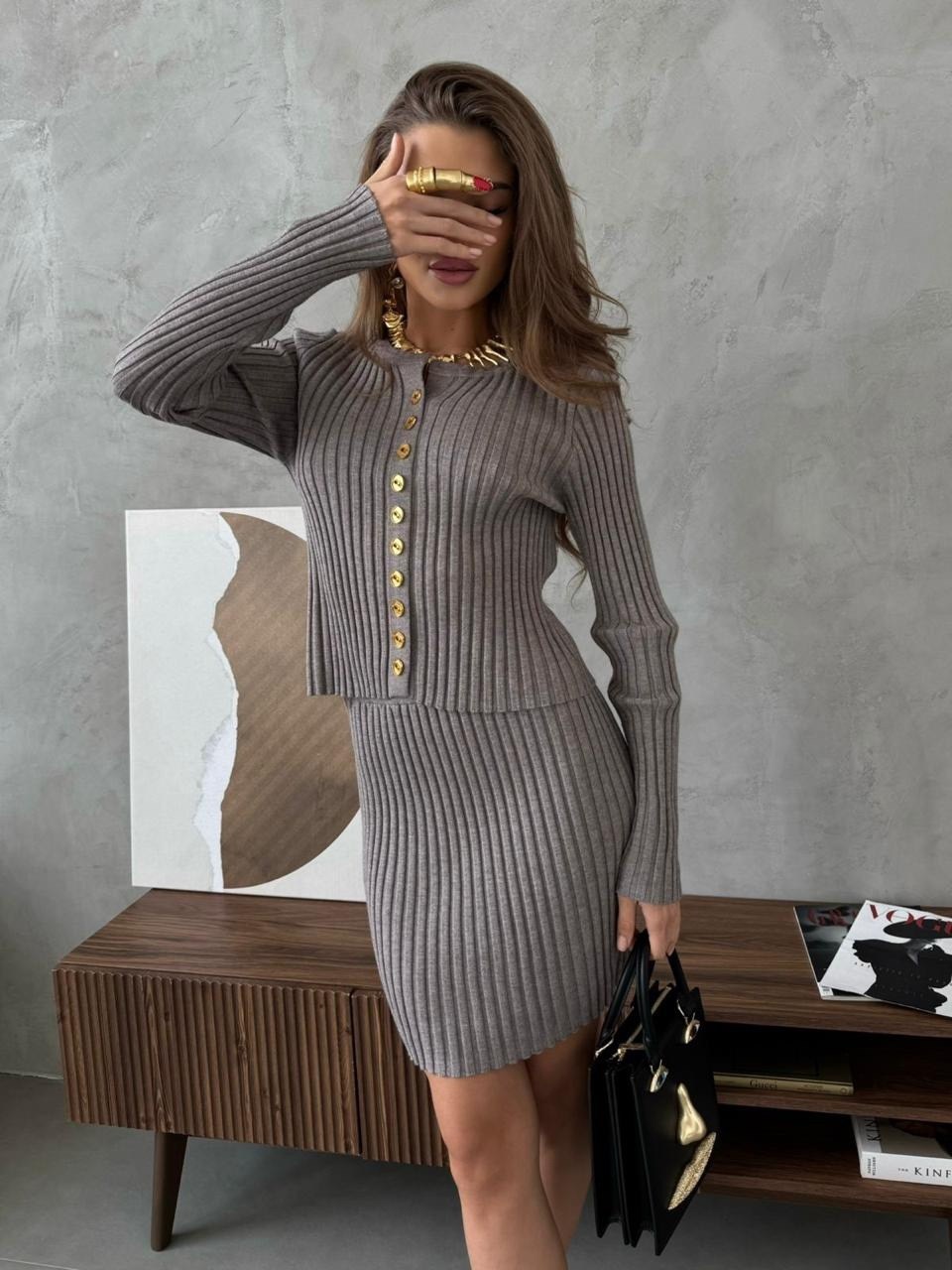 трикотажное платье,трикотажные костюмы,платье лапша,вязаные костюмы,платье трикотажное миди