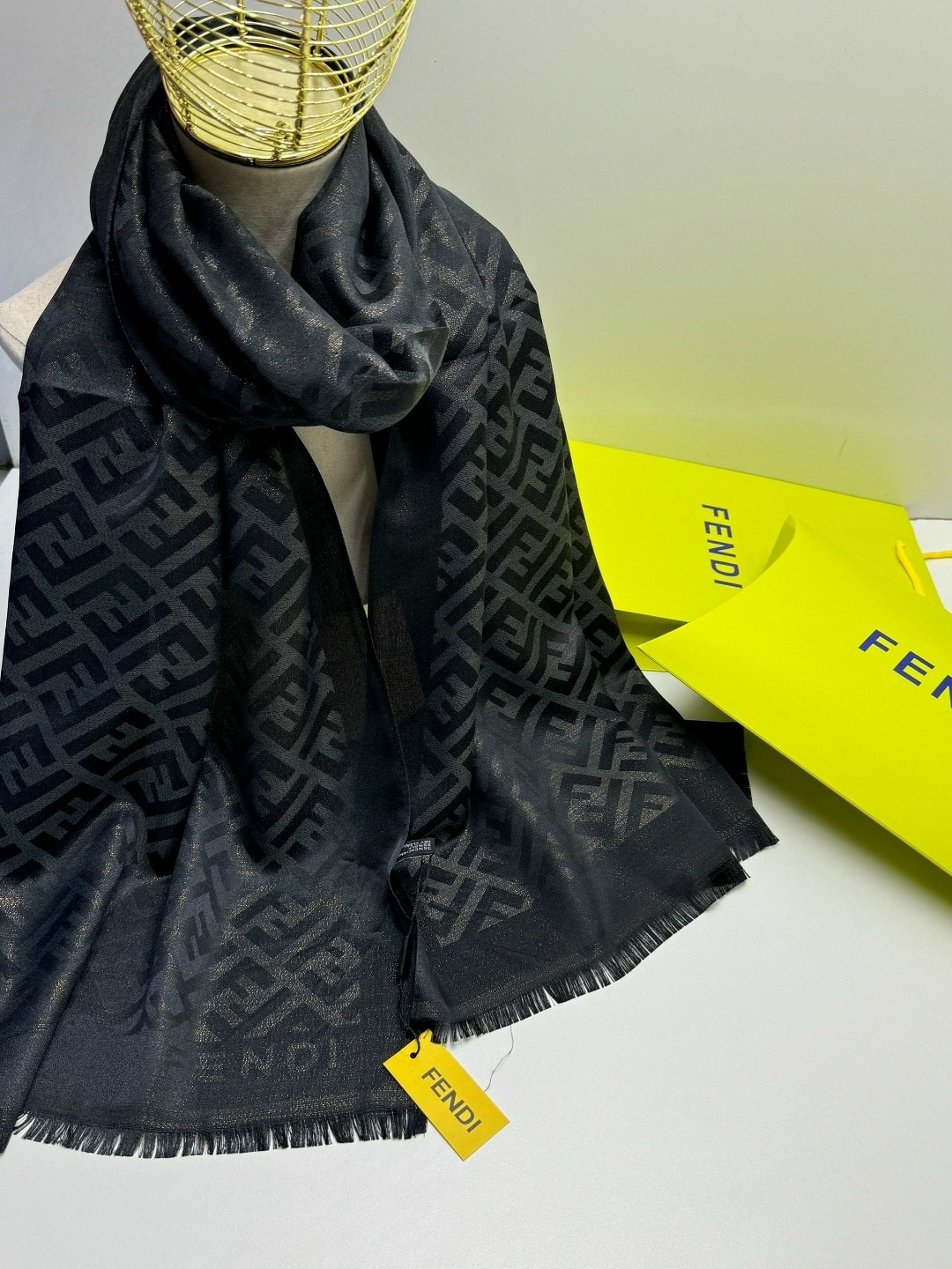 палантин гуччи кашемир,палантин женские,палантин,палантин диор,палантины dior