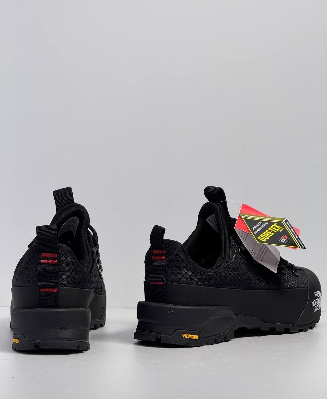 кроссовки the north face,,ботинки the north face,черные кроссовки,кроссовки мужские the north face