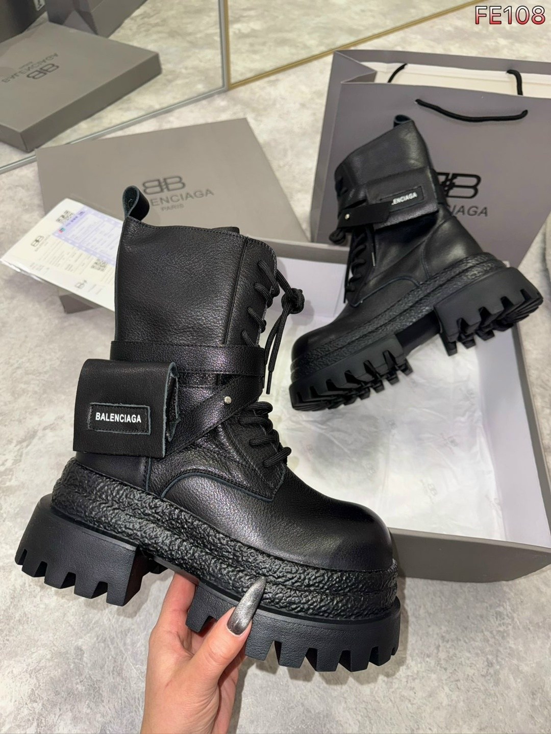 ,ботинки модные,женские ботинки,ботинки на толстой подошве,ботинки женские на платформе