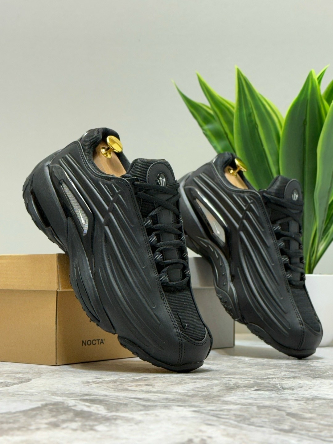 кроссовки nike nocta,кроссовки,кроссовки nike,черные кроссовки,оригинальные кроссовки