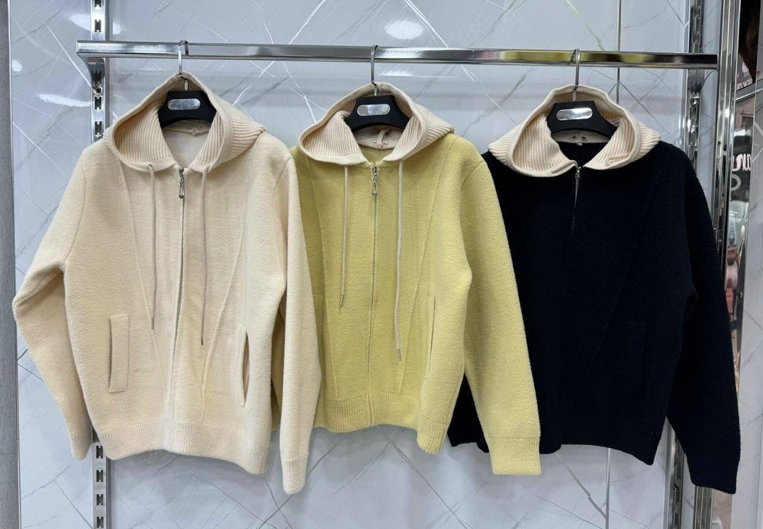 теплая кофта,женская кофта,кардиган с капюшоном,женский кардиган с капюшоном,вязаные кардиганы