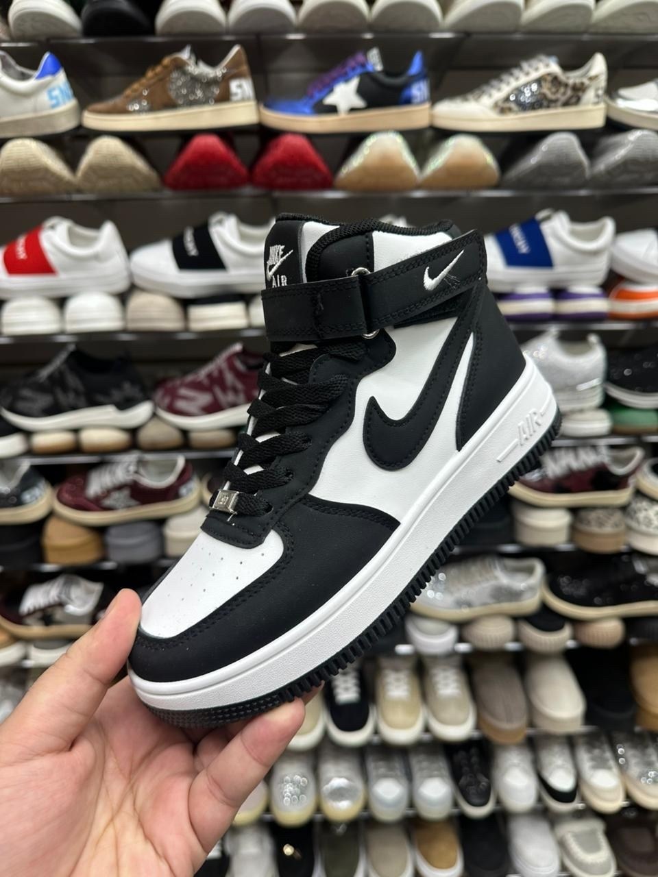 nike air jordan 1,кроссовки nike air jordan 1 mid,air jordan 1 retro high og,кроссовки nike air jordan 1,nike air jordan 1 high