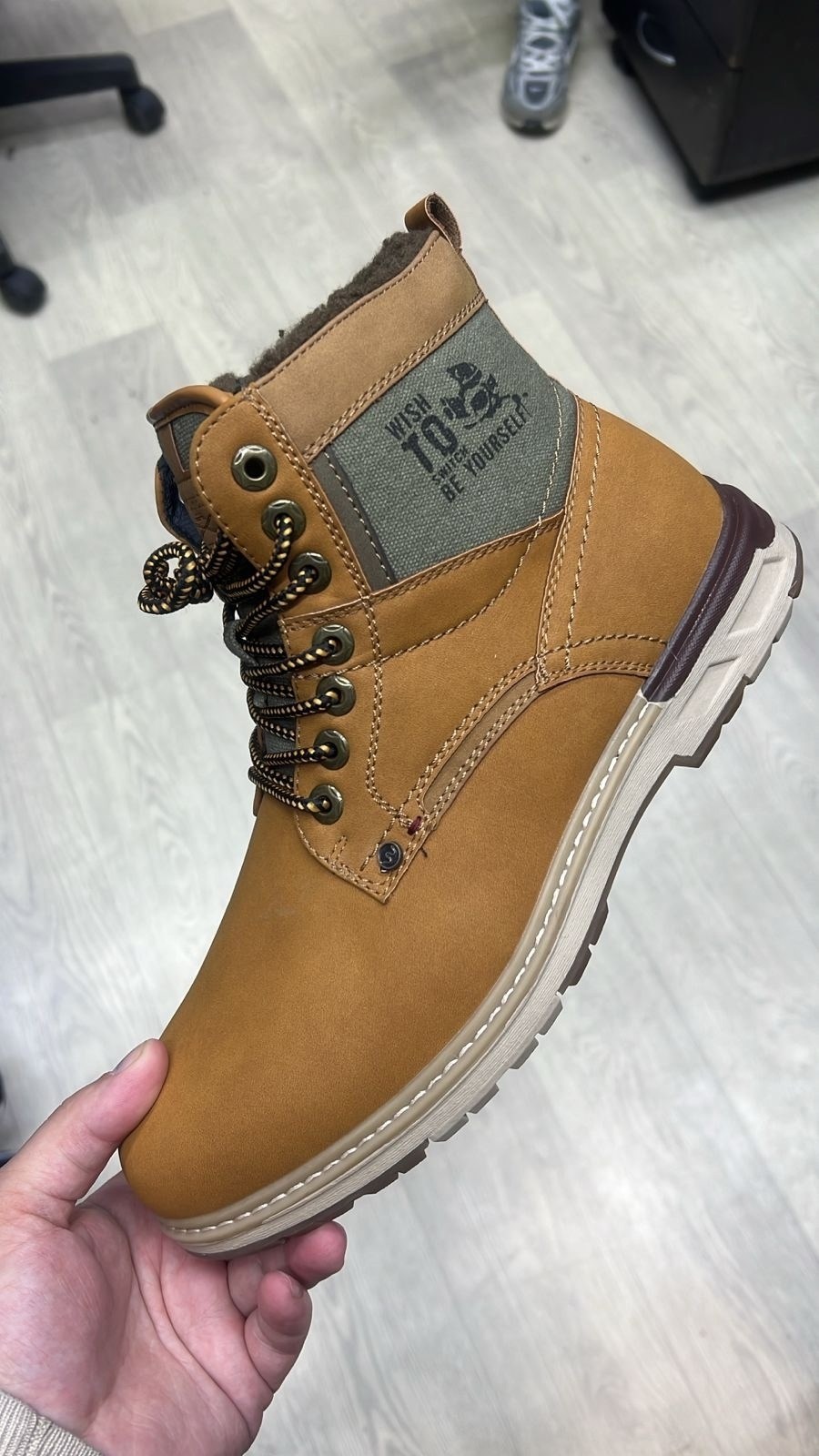 ,ботинки мужские зимние,ботинки мужские,зимние мужские кроссовки,зимняя мужская