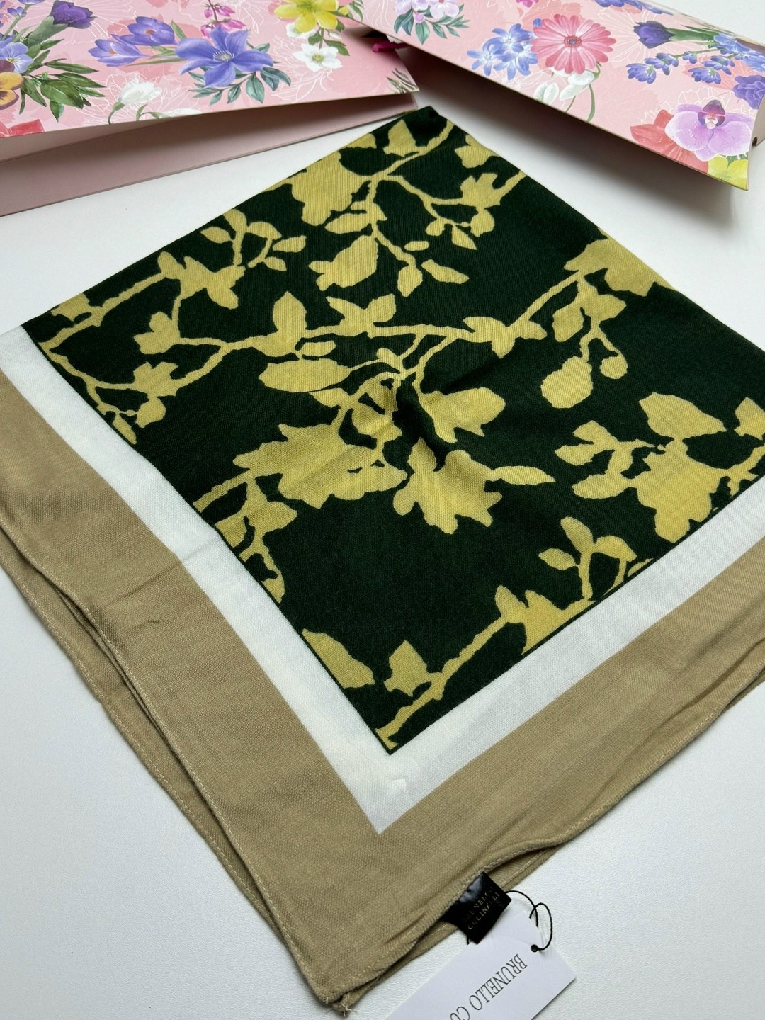 женский платок,брендовый платок,шарфы и платки,платка,шелковый женский платок