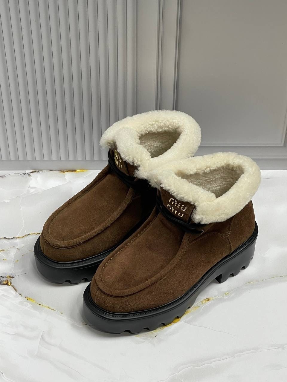 ,женские ботинки,ботинка женские зимние,зимняя женская ,ботинки miu miu