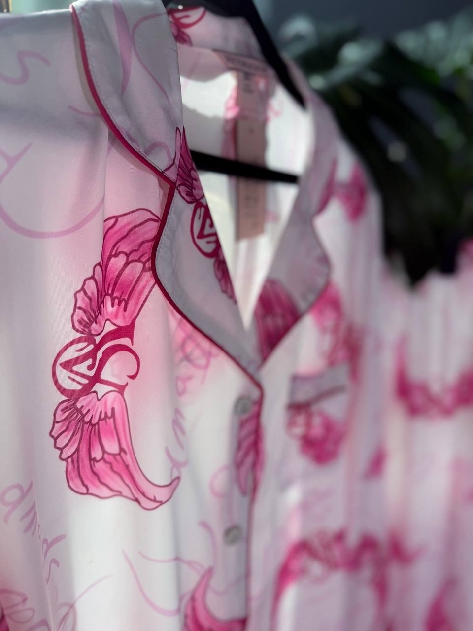 шелковый костюм в пижамном стиле,костюм в пижамном стиле,пижама костюм,пижамы для женщин,пижамы женски