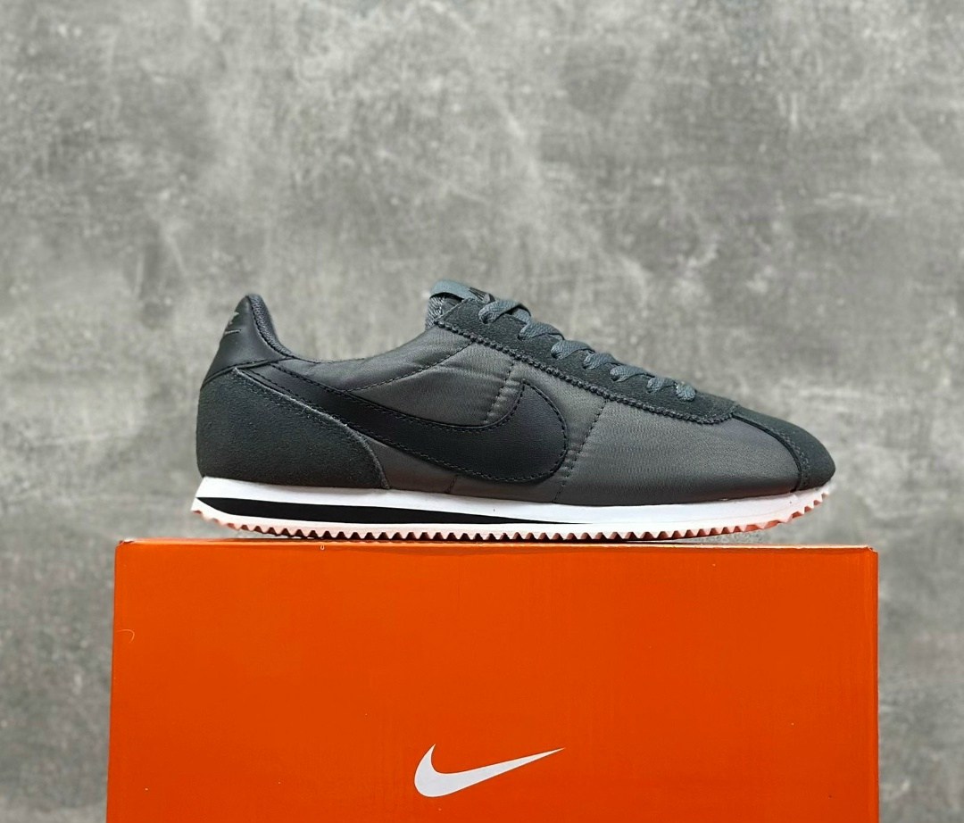 nike classic cortez,кроссовки nike nike classic cortez leather,кроссовки nike classic cortez,кроссовки мужские nike cortez,кроссовки