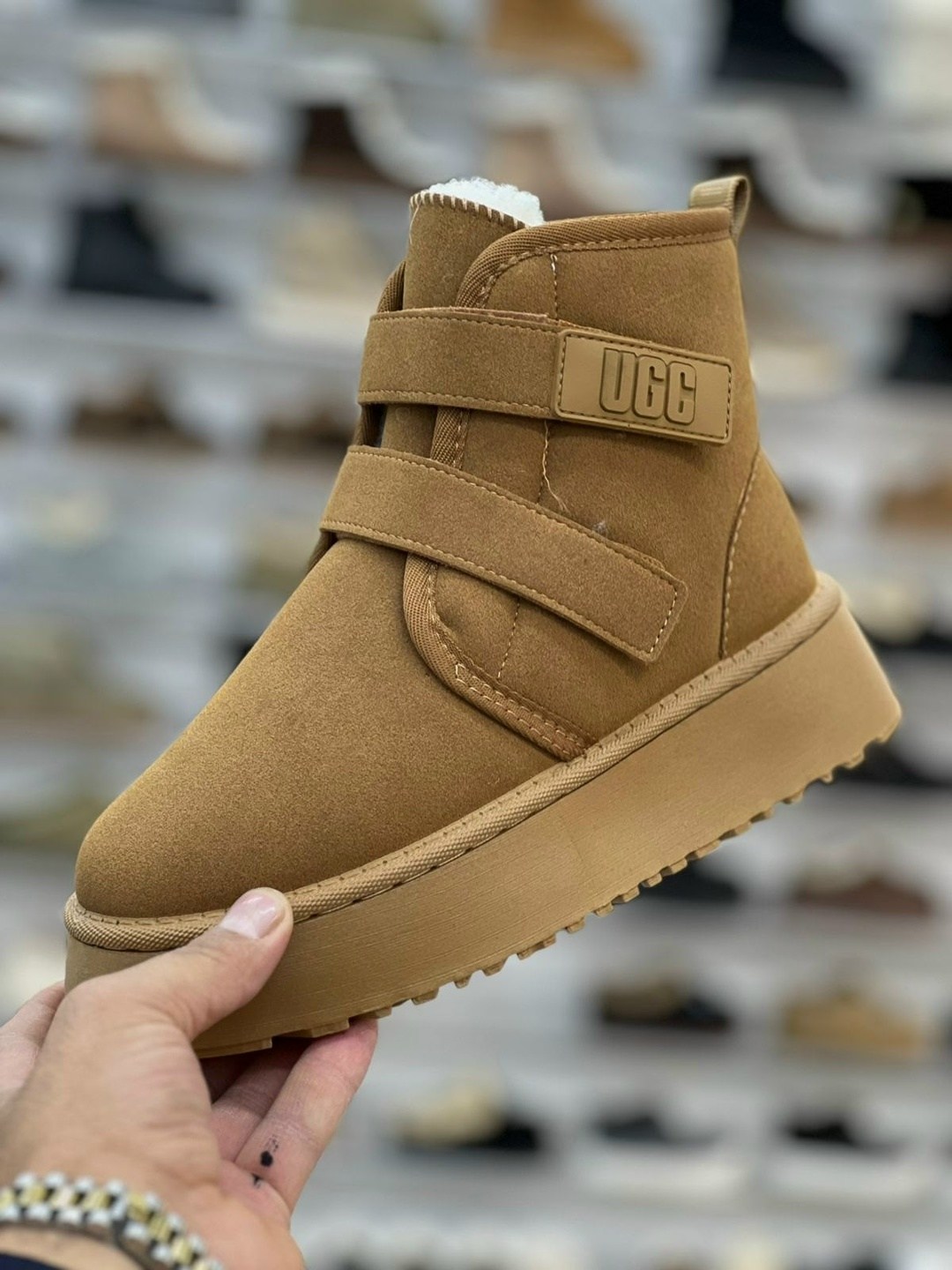 женские угги,,зимняя  женская,зимние угги,угги женские зимние