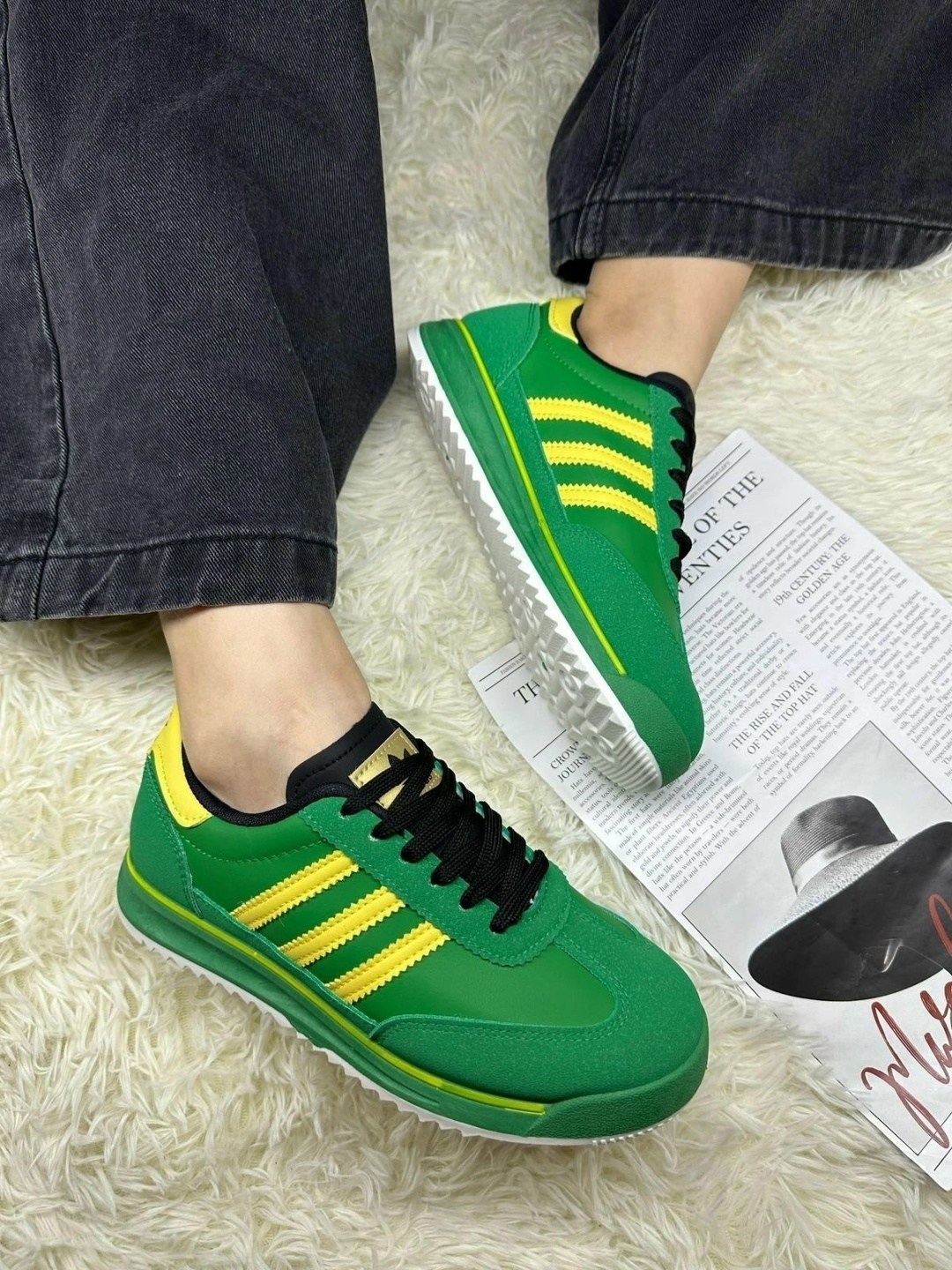 кроссовки adidas,кроссовки женские adidas,,кроссовки мужские женские adidas,кроссовки адидас