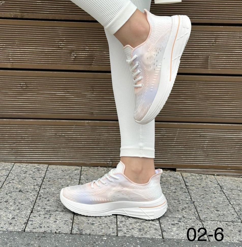 женские кроссовки,кроссовки,кроссовки для женщин,кроссовки модные,спортивная