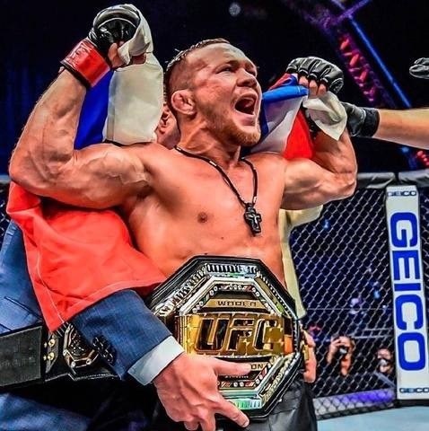 хабиб нурмагомедов,khabib nurmagomedov,хабиб нурмагомедов против сен пьера,шапка хабиба нурмагомедова,хабиб нурмагомедов в папахе