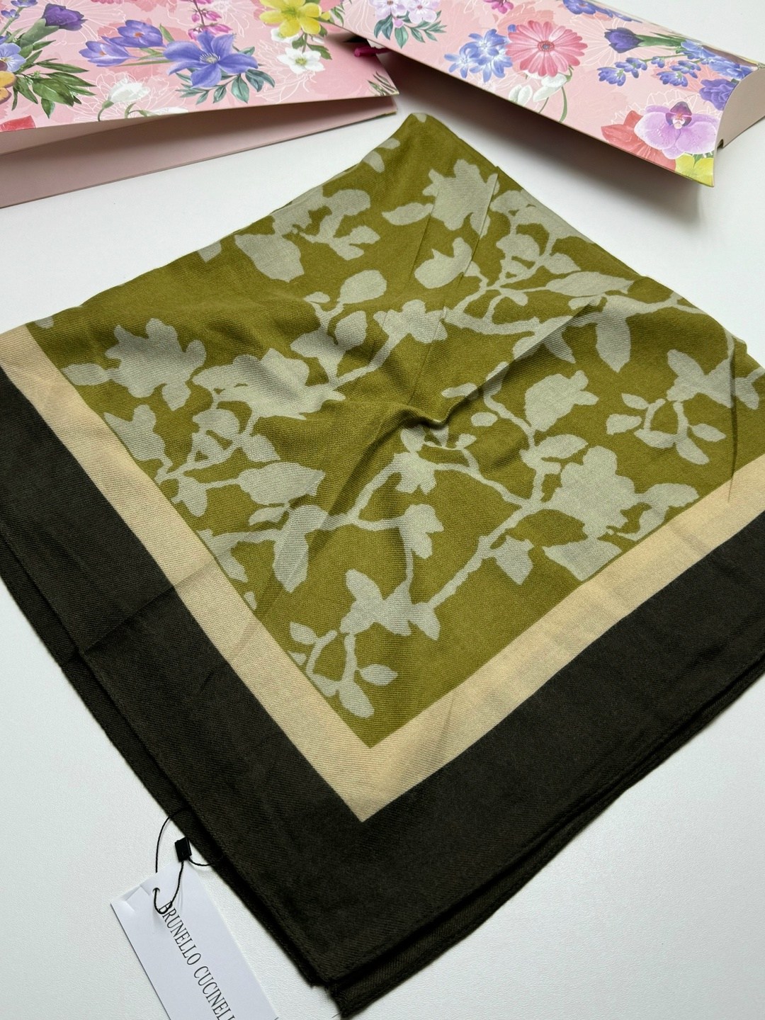 женский платок,брендовый платок,шарфы и платки,платка,шелковый женский платок